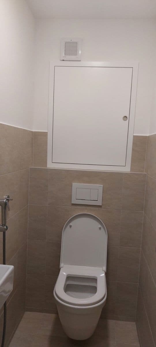 Pronájem bytu 3+1 80 m², Teyschlova, Brno, Jihomoravský kraj Pronájem bytu 3+1 80 m², Teyschlova, Brno, Jihomoravský kraj