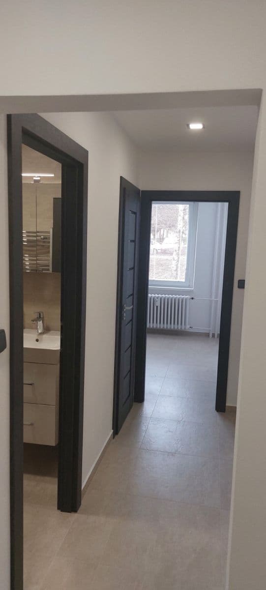 Pronájem bytu 3+1 80 m², Teyschlova, Brno, Jihomoravský kraj Pronájem bytu 3+1 80 m², Teyschlova, Brno, Jihomoravský kraj