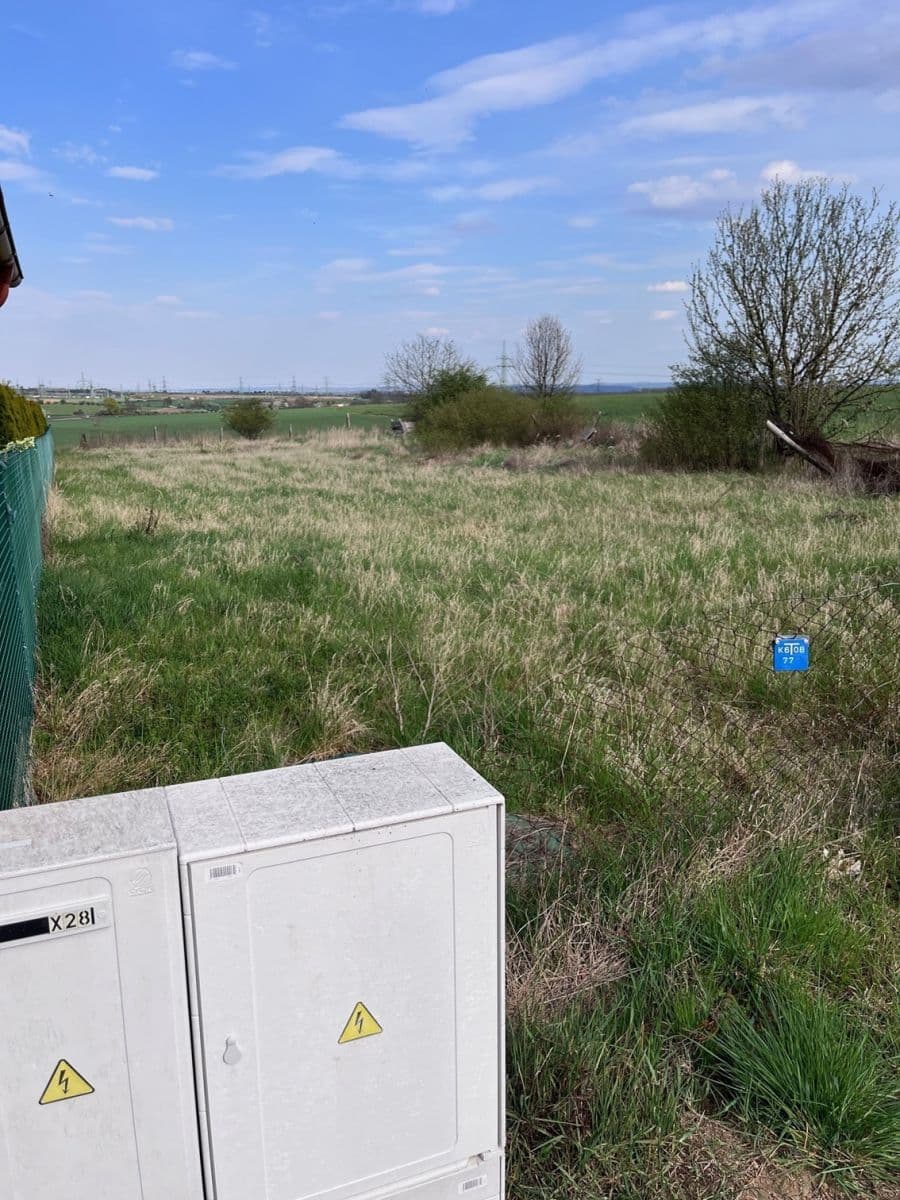 Prodej pozemku 975 m², Ořech, Středočeský kraj Prodej pozemku 975 m², Ořech, Středočeský kraj