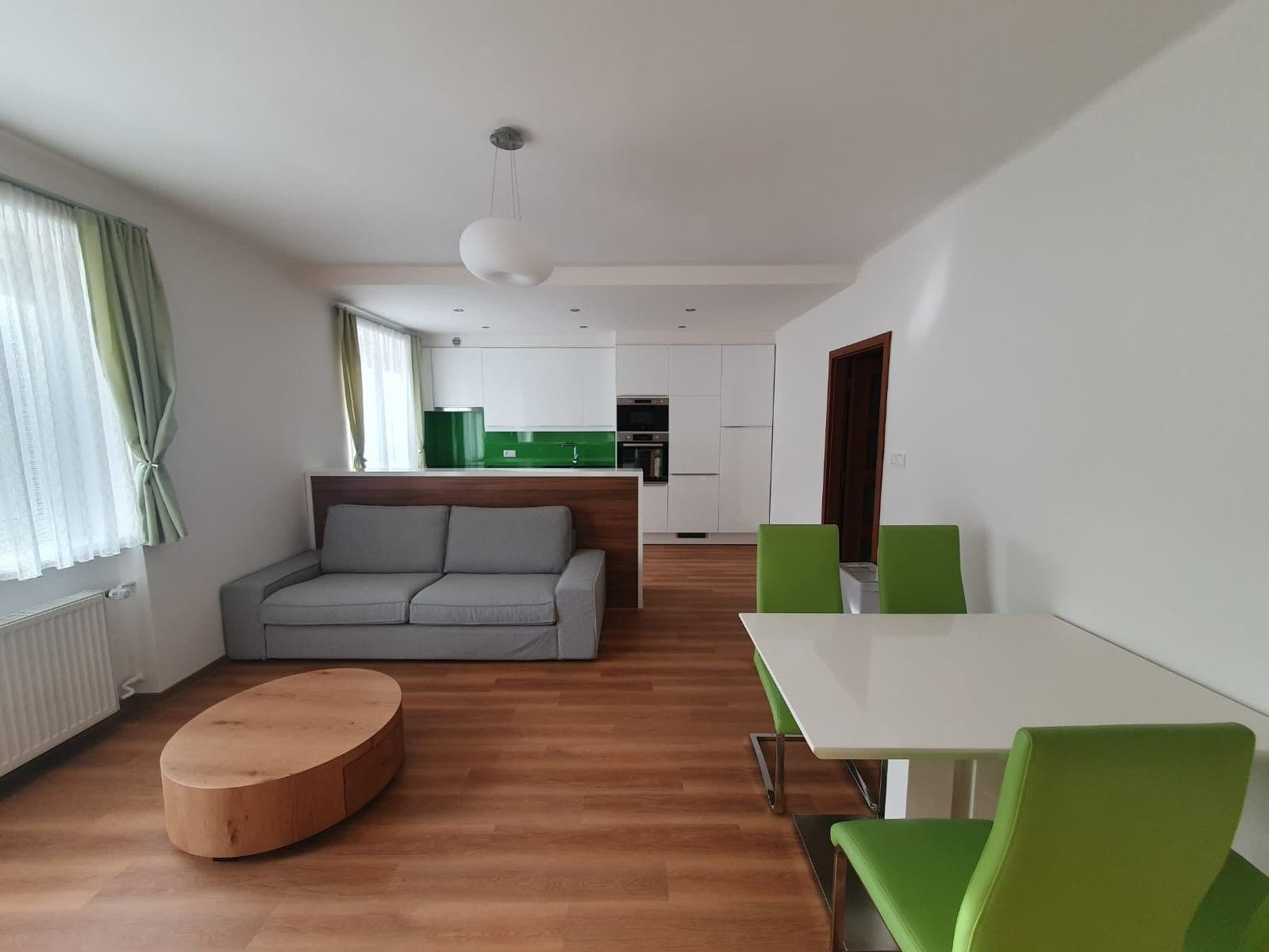 Pronájem bytu 2+kk 52 m², Užocká, Praha, Praha Pronájem bytu 2+kk 52 m², Užocká, Praha, Praha