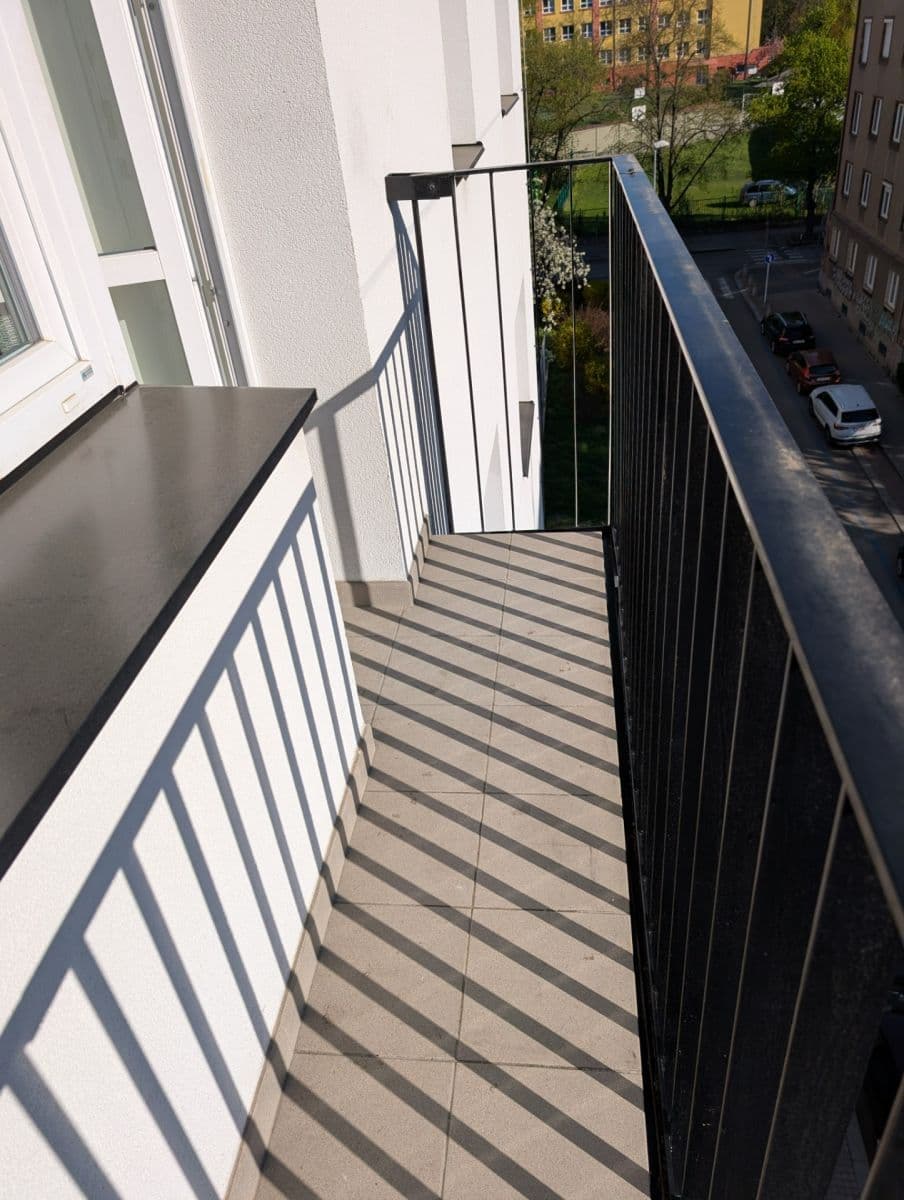 Pronájem bytu 2+kk 52 m², Užocká, Praha, Praha Pronájem bytu 2+kk 52 m², Užocká, Praha, Praha