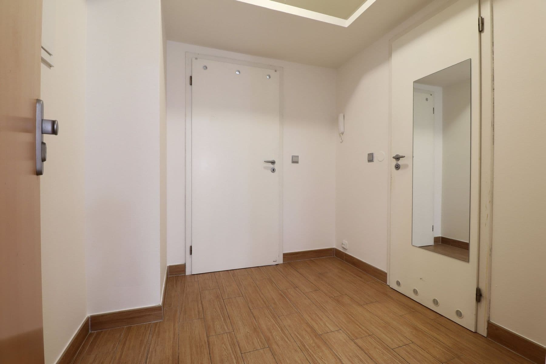 Pronájem bytu 2+kk 42 m², Borkovského, Roztoky, Středočeský kraj Pronájem bytu 2+kk 42 m², Borkovského, Roztoky, Středočeský kraj