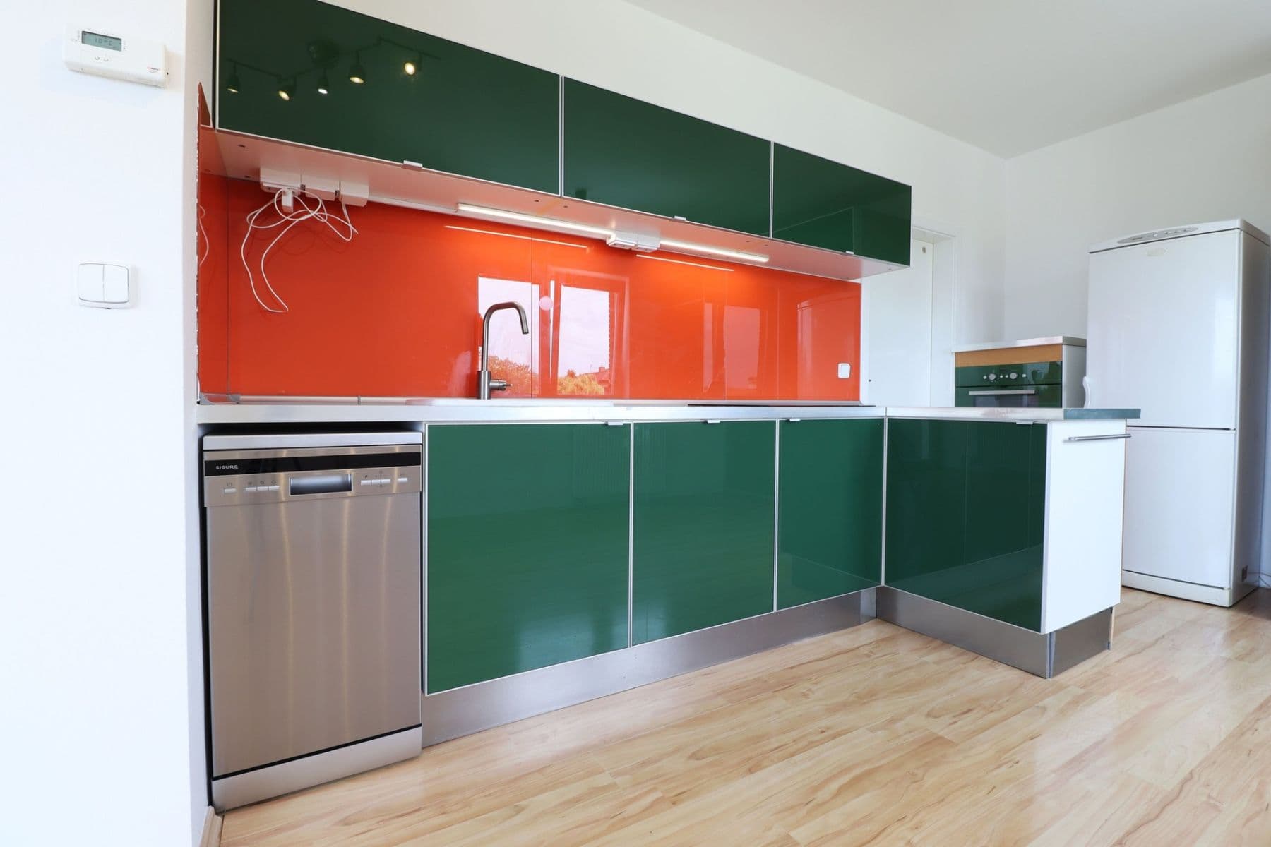 Pronájem bytu 2+kk 42 m², Borkovského, Roztoky, Středočeský kraj Pronájem bytu 2+kk 42 m², Borkovského, Roztoky, Středočeský kraj