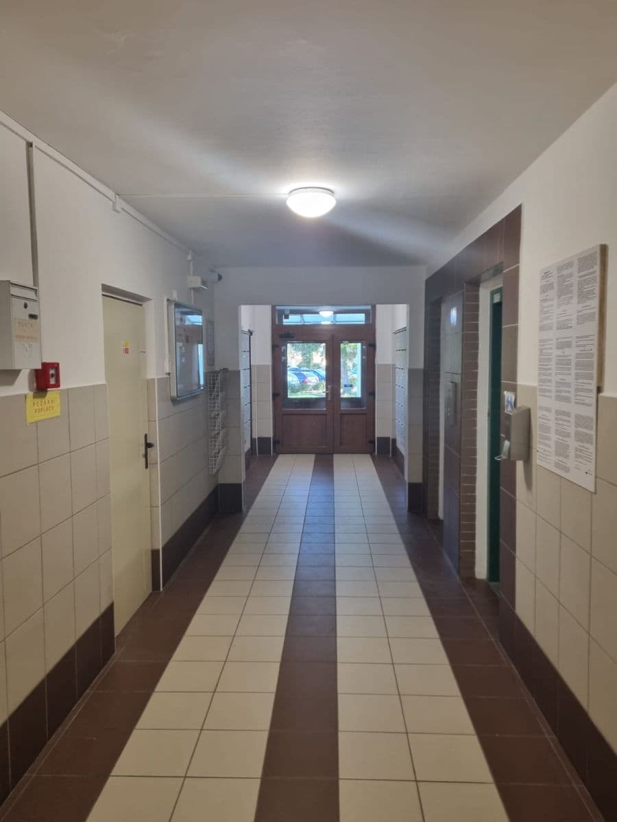 Prodej bytu 2+kk 57 m², Hrdlovská, Osek, Ústecký kraj Prodej bytu 2+kk 57 m², Hrdlovská, Osek, Ústecký kraj