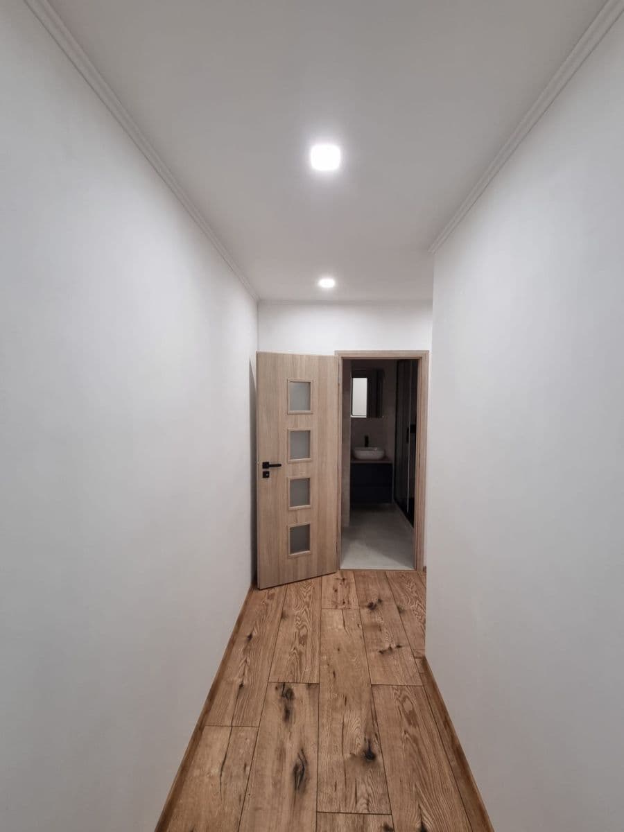 Prodej bytu 2+kk 57 m², Hrdlovská, Osek, Ústecký kraj Prodej bytu 2+kk 57 m², Hrdlovská, Osek, Ústecký kraj