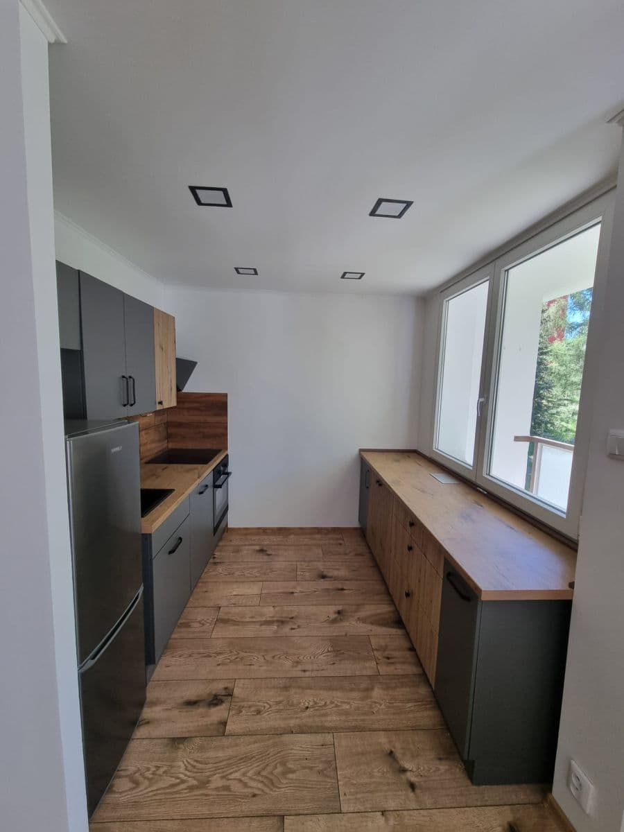 Prodej bytu 2+kk 57 m², Hrdlovská, Osek, Ústecký kraj Prodej bytu 2+kk 57 m², Hrdlovská, Osek, Ústecký kraj