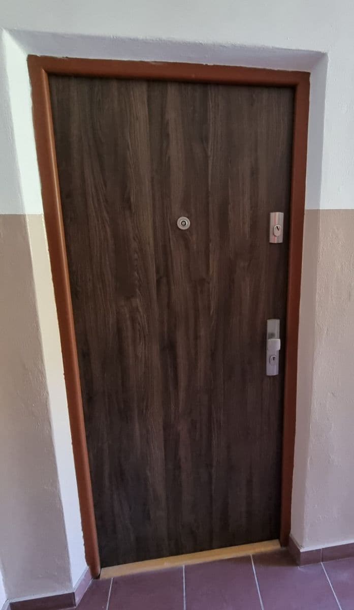 Prodej bytu 2+kk 57 m², Hrdlovská, Osek, Ústecký kraj Prodej bytu 2+kk 57 m², Hrdlovská, Osek, Ústecký kraj