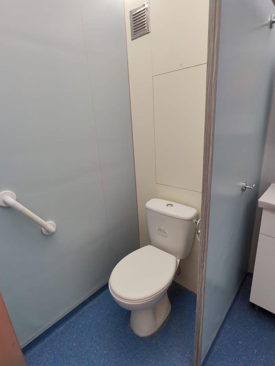 Pronájem bytu 2+1 65 m², Jizerská, Ústí nad Labem, Ústecký kraj Pronájem bytu 2+1 65 m², Jizerská, Ústí nad Labem, Ústecký kraj