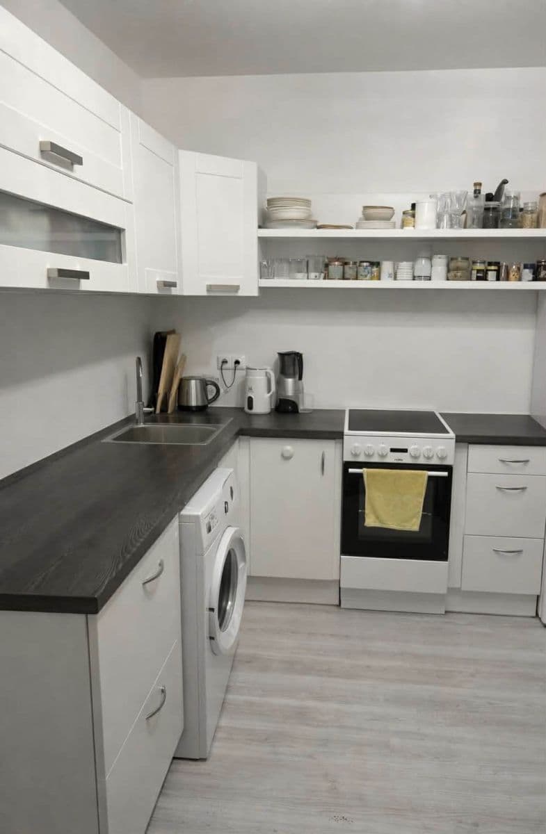 Pronájem bytu 2+1 56 m², Trieda SNP, Banská Bystrica, Banskobystrický kraj Pronájem bytu 2+1 56 m², Trieda SNP, Banská Bystrica, Banskobystrický kraj