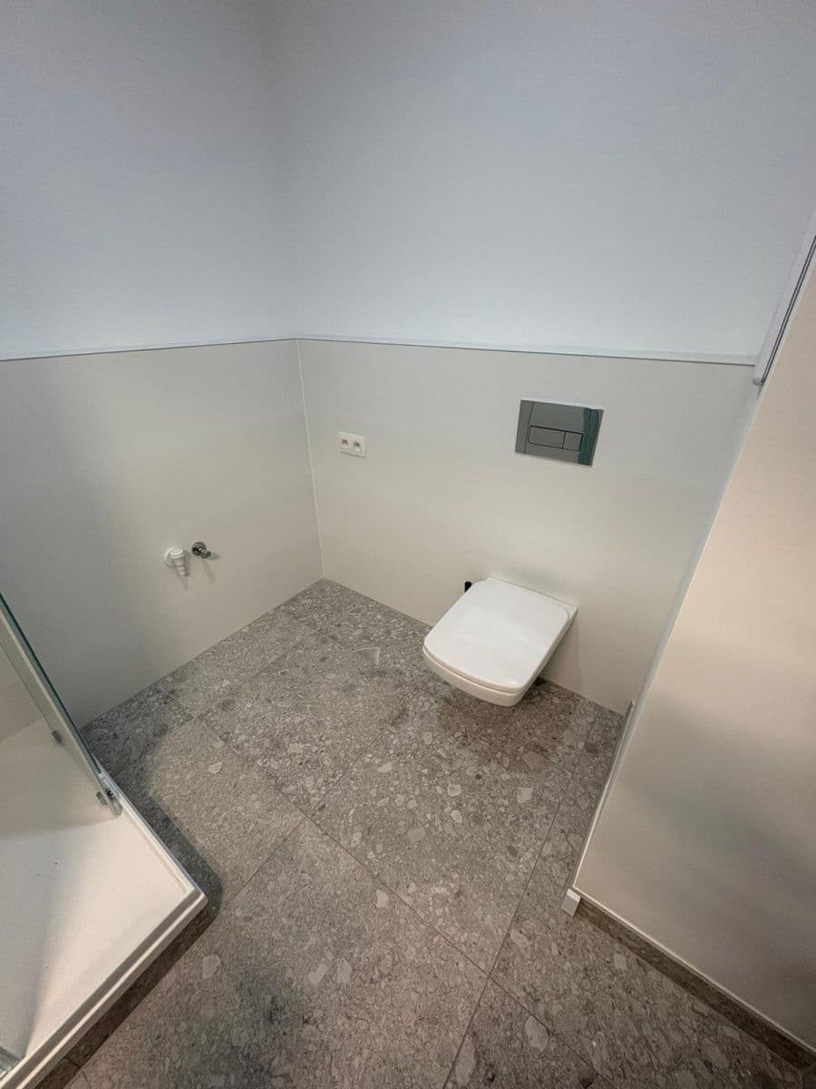 Pronájem bytu Garsoniéra 33 m², Trnava, Trnavský kraj Pronájem bytu Garsoniéra 33 m², Trnava, Trnavský kraj