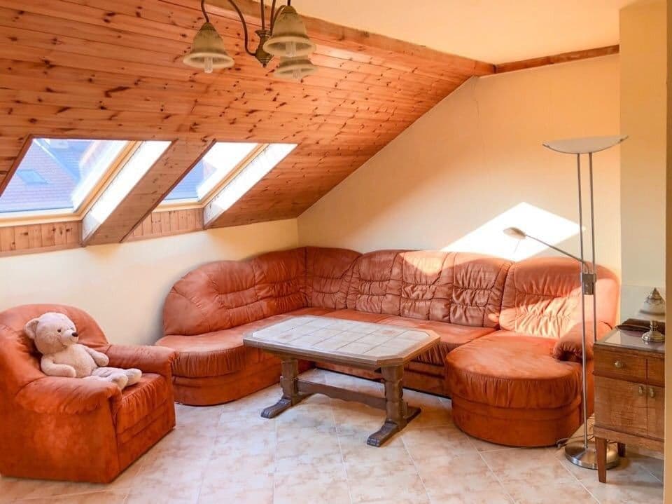 Pronájem domu 240 m², pozemek 250 m², Zelená, Horoměřice, Středočeský kraj Pronájem domu 240 m², pozemek 250 m², Zelená, Horoměřice, Středočeský kraj