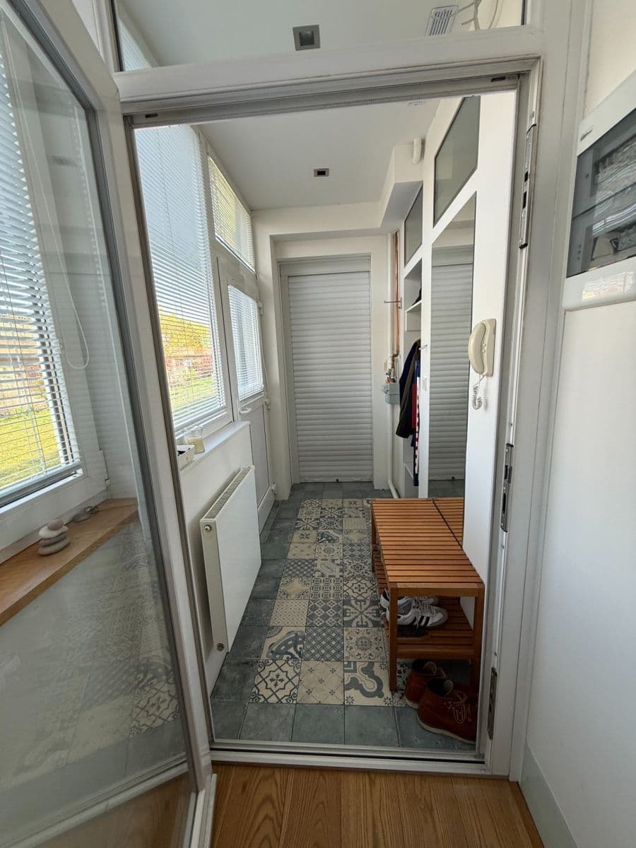 Prodej bytu 2+kk 50 m², Osadní, Praha, Praha Prodej bytu 2+kk 50 m², Osadní, Praha, Praha