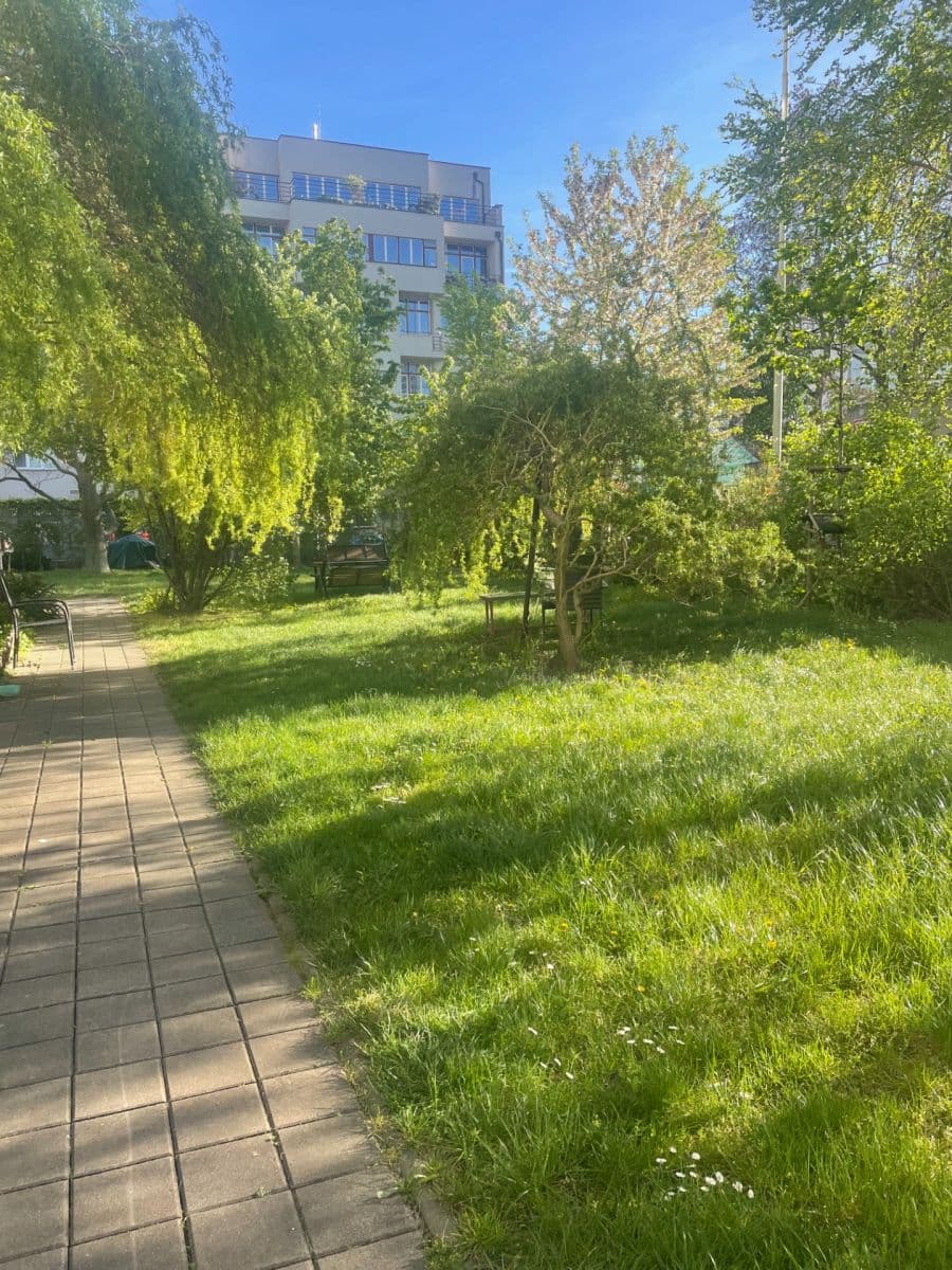 Prodej bytu 2+kk 50 m², Osadní, Praha, Praha Prodej bytu 2+kk 50 m², Osadní, Praha, Praha