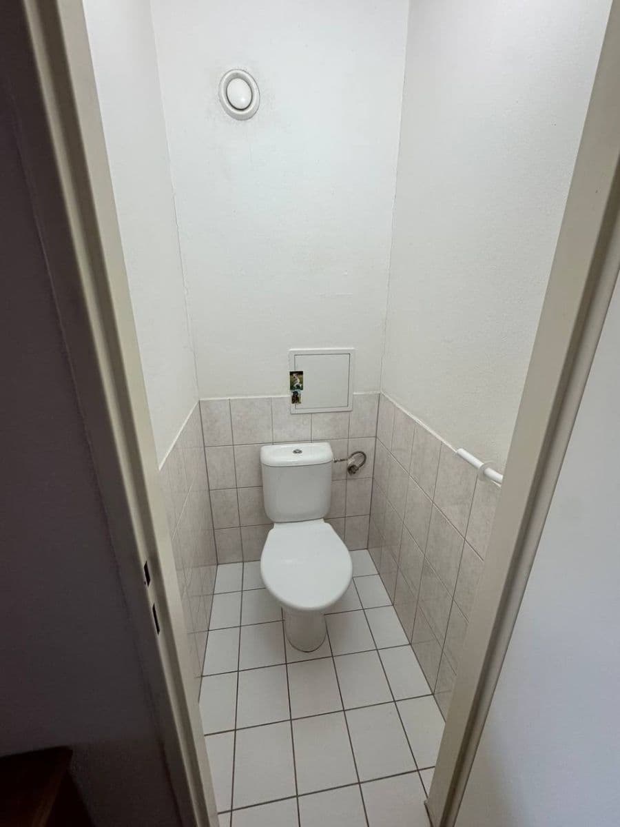 Pronájem bytu 2+kk 40 m², Makovského, Praha, Praha Pronájem bytu 2+kk 40 m², Makovského, Praha, Praha