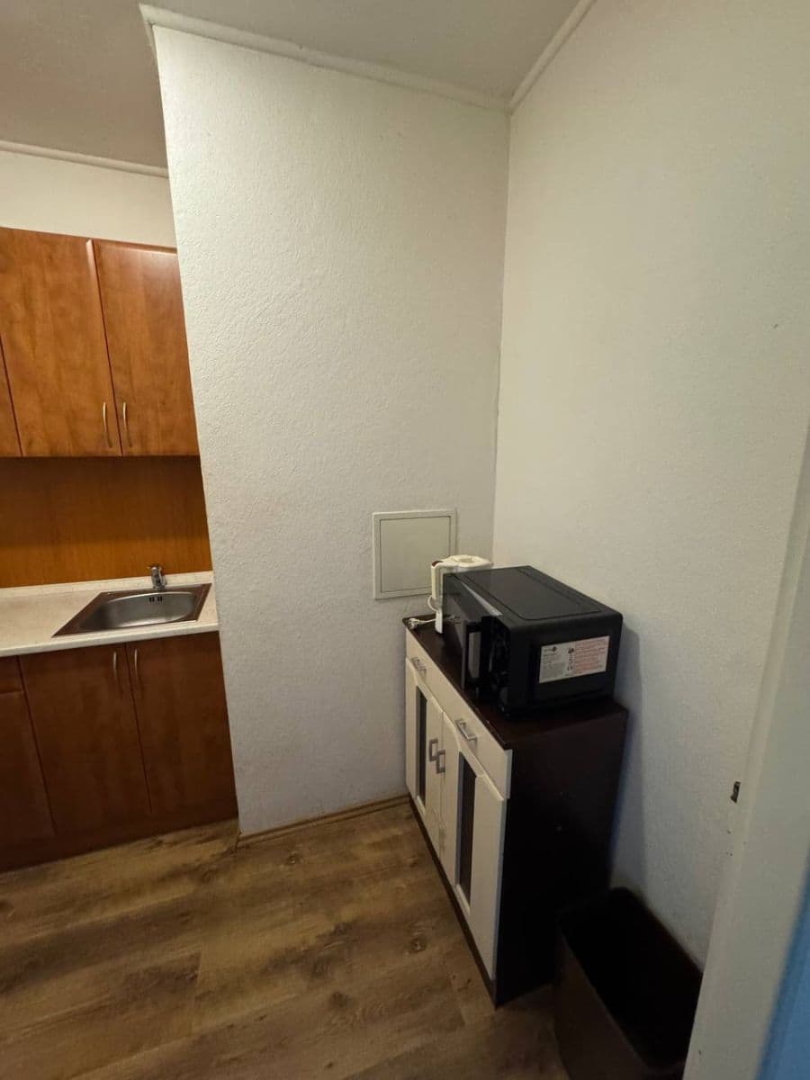 Pronájem bytu 2+kk 40 m², Makovského, Praha, Praha Pronájem bytu 2+kk 40 m², Makovského, Praha, Praha