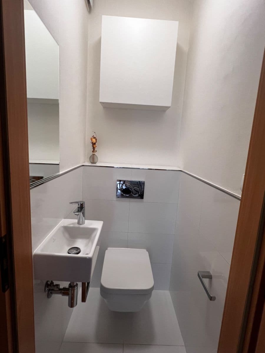 Pronájem bytu 2+kk 43 m², Vladycká, Praha, Praha Pronájem bytu 2+kk 43 m², Vladycká, Praha, Praha