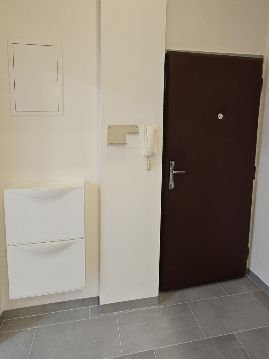 Pronájem bytu Garsoniéra 28 m², Heřmanova, Praha, Praha Pronájem bytu Garsoniéra 28 m², Heřmanova, Praha, Praha