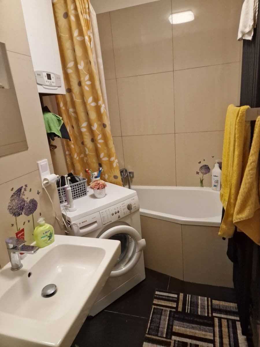 Pronájem bytu 3+1 83 m², Bratří Křičků, Brno, Jihomoravský kraj Pronájem bytu 3+1 83 m², Bratří Křičků, Brno, Jihomoravský kraj