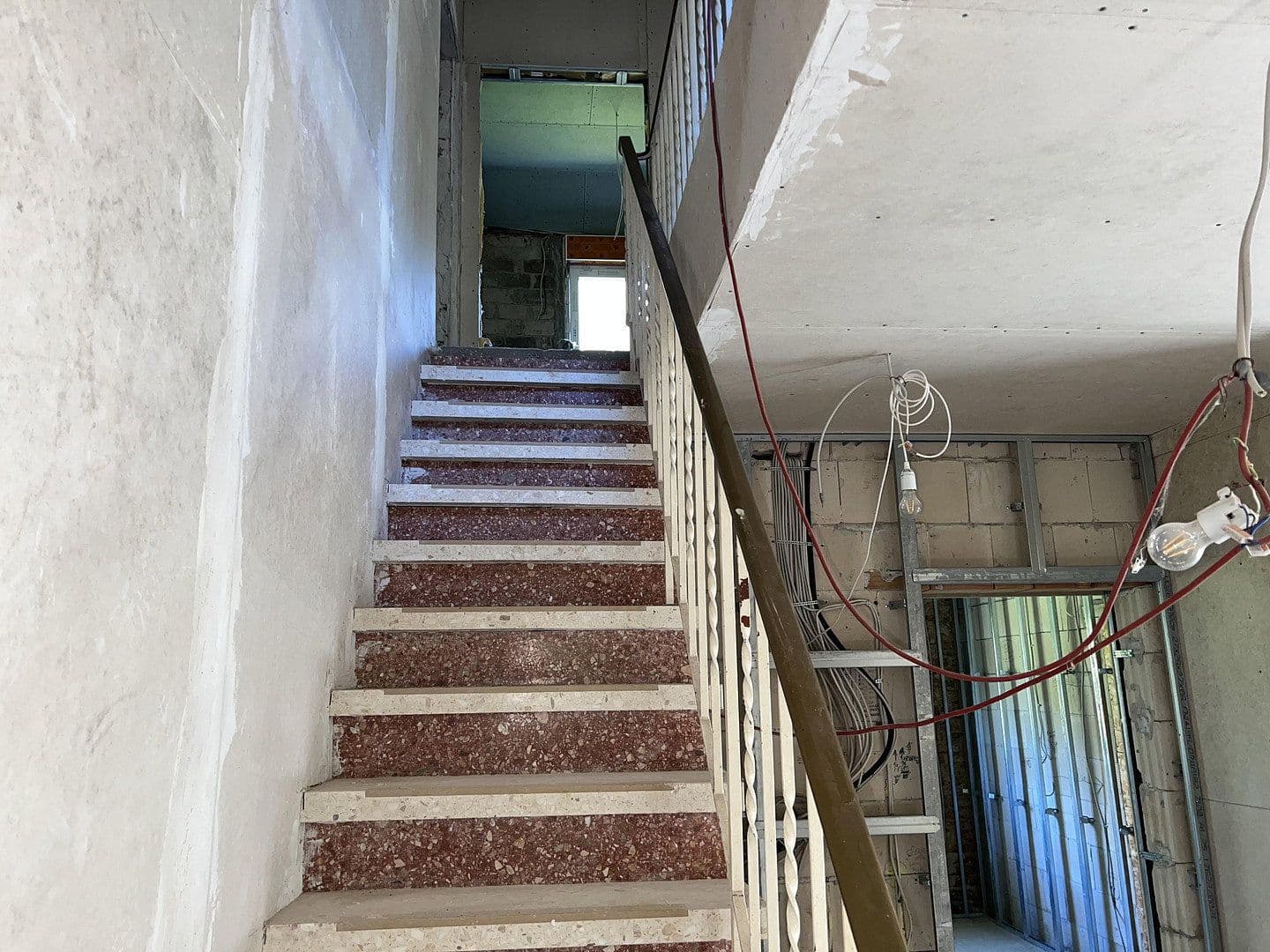 Prodej domu 155 m², pozemek 2.833 m², Neue Mühler Weg 4, Preußisch Oldendorf, Severní Porýní-Vestfálsko Prodej domu 155 m², pozemek 2.833 m², Neue Mühler Weg 4, Preußisch Oldendorf, Severní Porýní-Vestfálsko