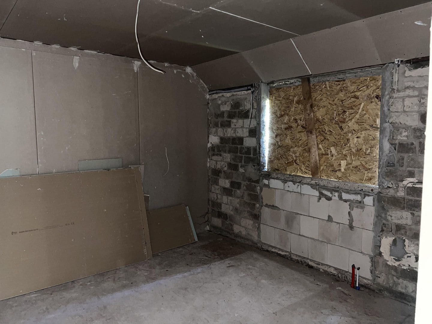 Prodej domu 155 m², pozemek 2.833 m², Neue Mühler Weg 4, Preußisch Oldendorf, Severní Porýní-Vestfálsko Prodej domu 155 m², pozemek 2.833 m², Neue Mühler Weg 4, Preußisch Oldendorf, Severní Porýní-Vestfálsko