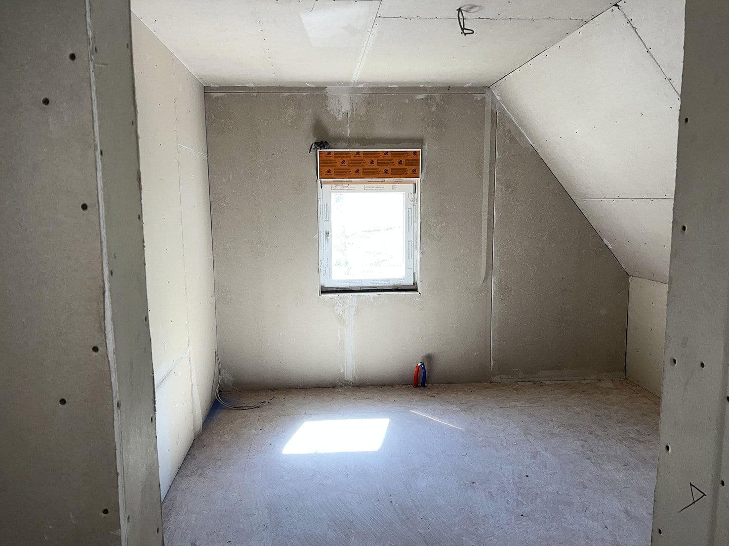 Prodej domu 155 m², pozemek 2.833 m², Neue Mühler Weg 4, Preußisch Oldendorf, Severní Porýní-Vestfálsko Prodej domu 155 m², pozemek 2.833 m², Neue Mühler Weg 4, Preußisch Oldendorf, Severní Porýní-Vestfálsko