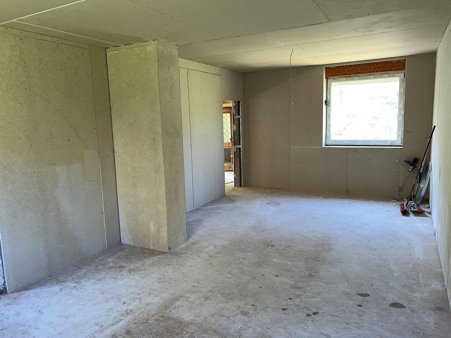 Prodej domu 155 m², pozemek 2.833 m², Neue Mühler Weg 4, Preußisch Oldendorf, Severní Porýní-Vestfálsko Prodej domu 155 m², pozemek 2.833 m², Neue Mühler Weg 4, Preußisch Oldendorf, Severní Porýní-Vestfálsko