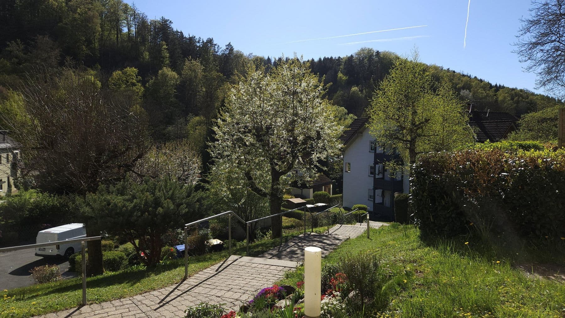 Pronájem bytu 1+kk 42 m², Maintalstraße 137b, Bad Berneck im Fichtelgebirge, Bavorsko Pronájem bytu 1+kk 42 m², Maintalstraße 137b, Bad Berneck im Fichtelgebirge, Bavorsko