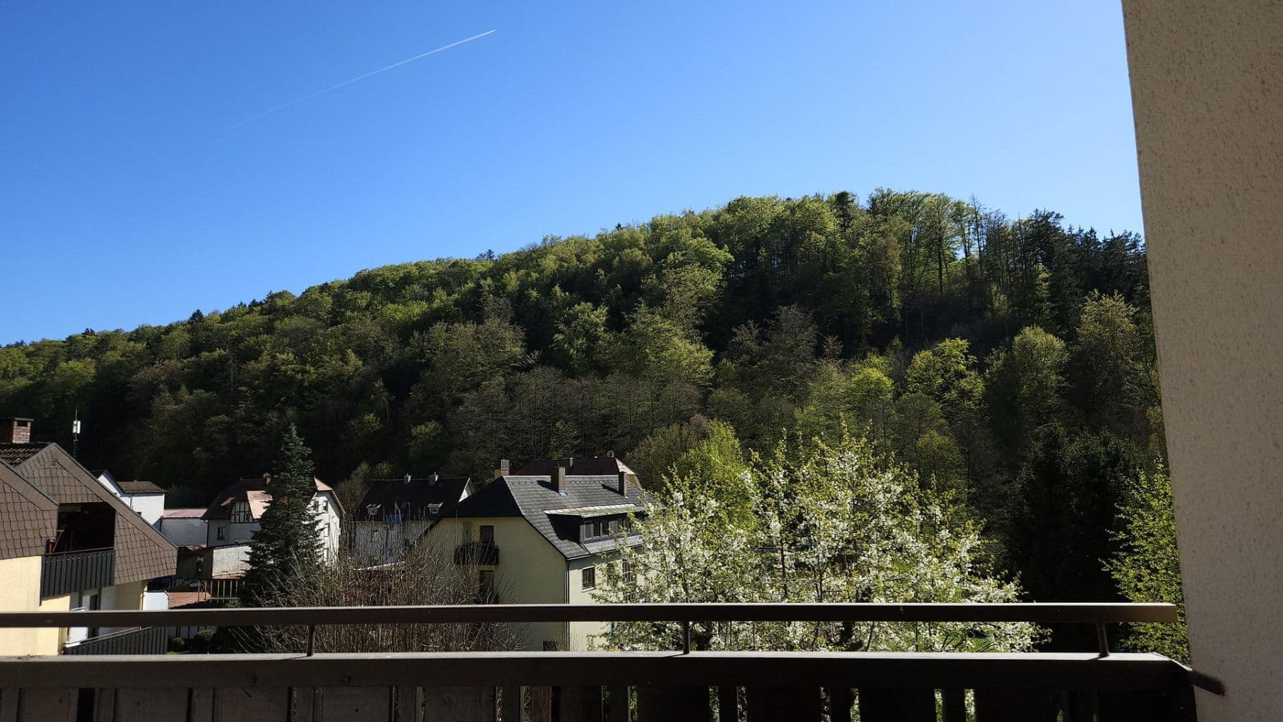 Pronájem bytu 1+kk 42 m², Maintalstraße 137b, Bad Berneck im Fichtelgebirge, Bavorsko Pronájem bytu 1+kk 42 m², Maintalstraße 137b, Bad Berneck im Fichtelgebirge, Bavorsko