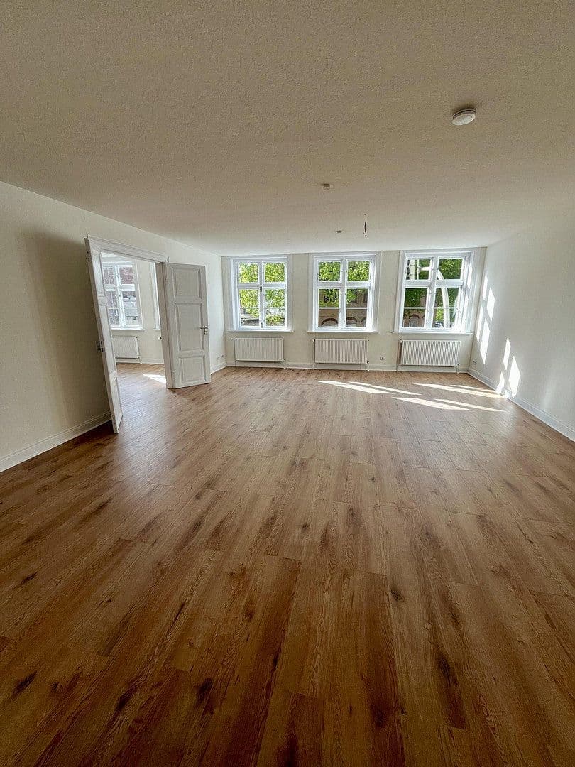 Pronájem bytu 3+1 109 m², Sankt Jürgen Straße 1, Itzehoe, Šlesvicko-Holštýnsko Pronájem bytu 3+1 109 m², Sankt Jürgen Straße 1, Itzehoe, Šlesvicko-Holštýnsko