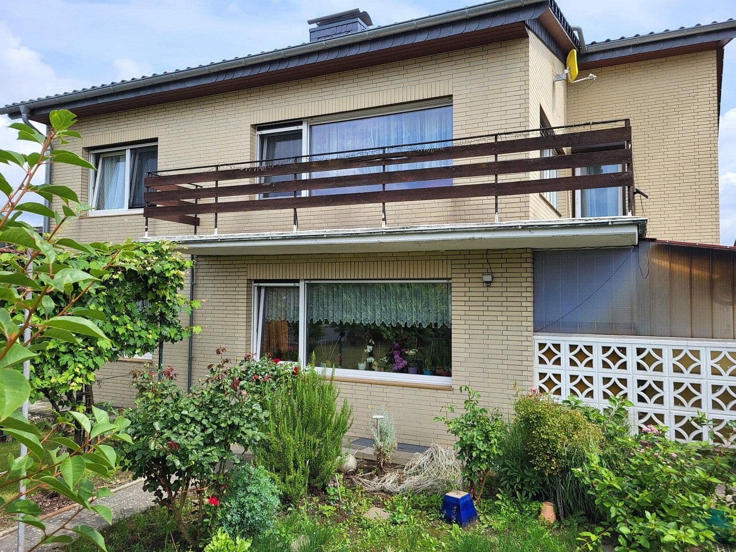 Prodej domu 192 m², pozemek 678 m², Lengede, Dolní Sasko Prodej domu 192 m², pozemek 678 m², Lengede, Dolní Sasko