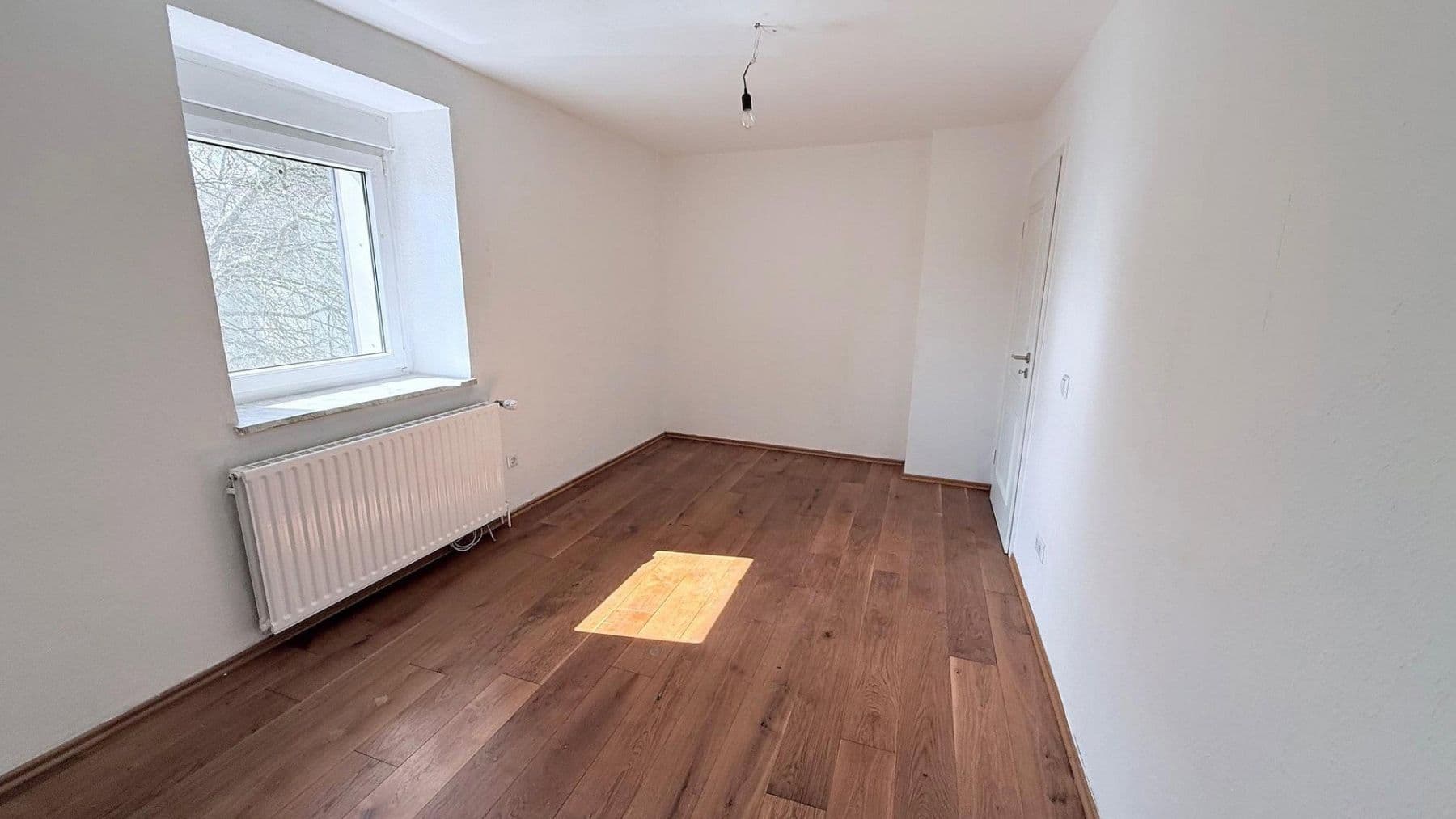 Pronájem bytu 3+kk 94 m², Mittelstraße 2, Schwerte, Severní Porýní-Vestfálsko Pronájem bytu 3+kk 94 m², Mittelstraße 2, Schwerte, Severní Porýní-Vestfálsko