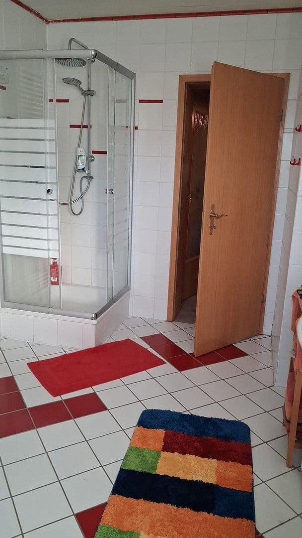 Prodej domu 168 m², pozemek 598 m², Falkenweg 5, Hagenburg, Dolní Sasko Prodej domu 168 m², pozemek 598 m², Falkenweg 5, Hagenburg, Dolní Sasko