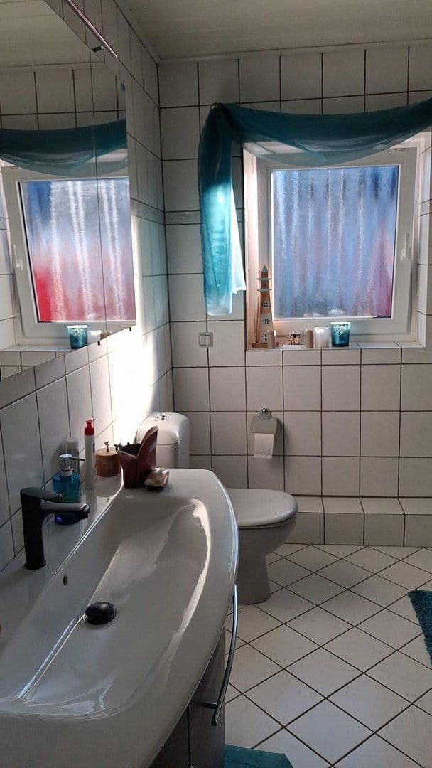 Prodej domu 168 m², pozemek 598 m², Falkenweg 5, Hagenburg, Dolní Sasko Prodej domu 168 m², pozemek 598 m², Falkenweg 5, Hagenburg, Dolní Sasko