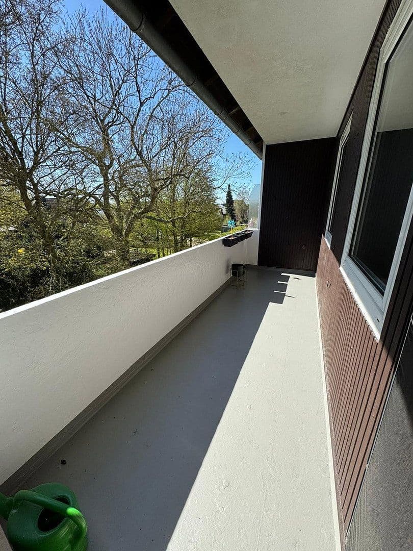 Pronájem bytu 4+1 88 m², Fritz-Lau-Straße 16-18, Kiel, Šlesvicko-Holštýnsko Pronájem bytu 4+1 88 m², Fritz-Lau-Straße 16-18, Kiel, Šlesvicko-Holštýnsko