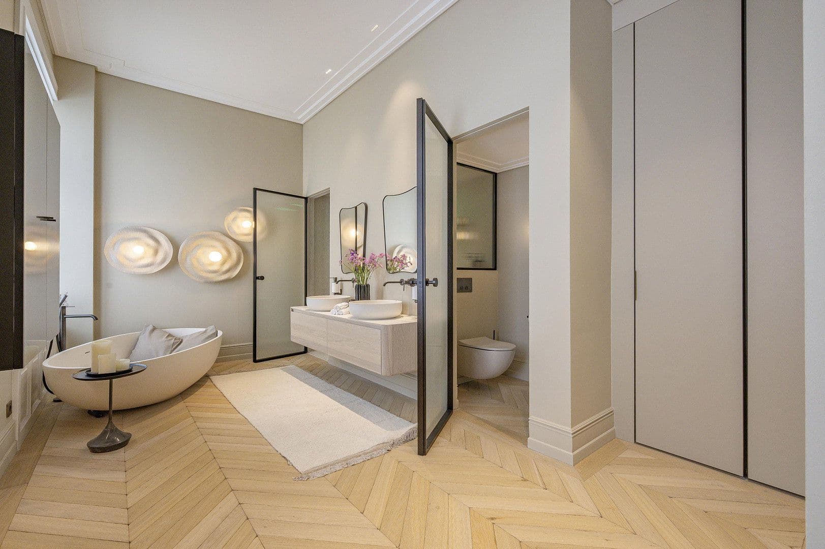 Prodej bytu 4+1 178 m², Hamburg, Hamburg Prodej bytu 4+1 178 m², Hamburg, Hamburg