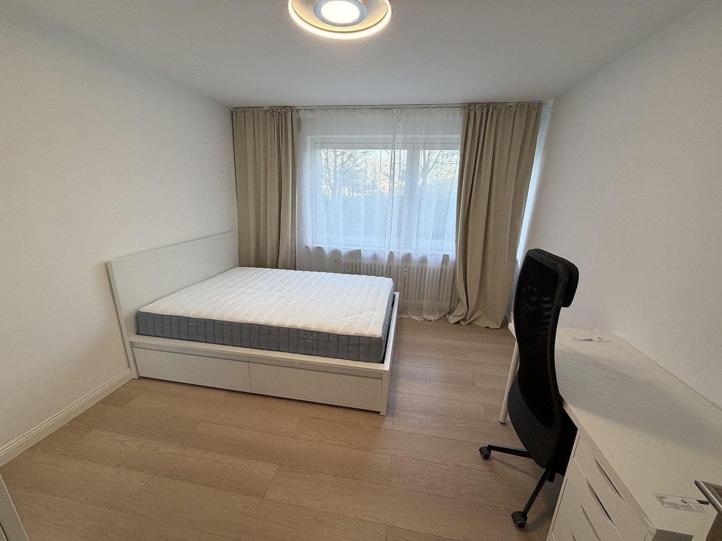 Pronájem bytu 3+1 74 m², Wastl-Witt-Str. 7, München, Bavorsko Pronájem bytu 3+1 74 m², Wastl-Witt-Str. 7, München, Bavorsko