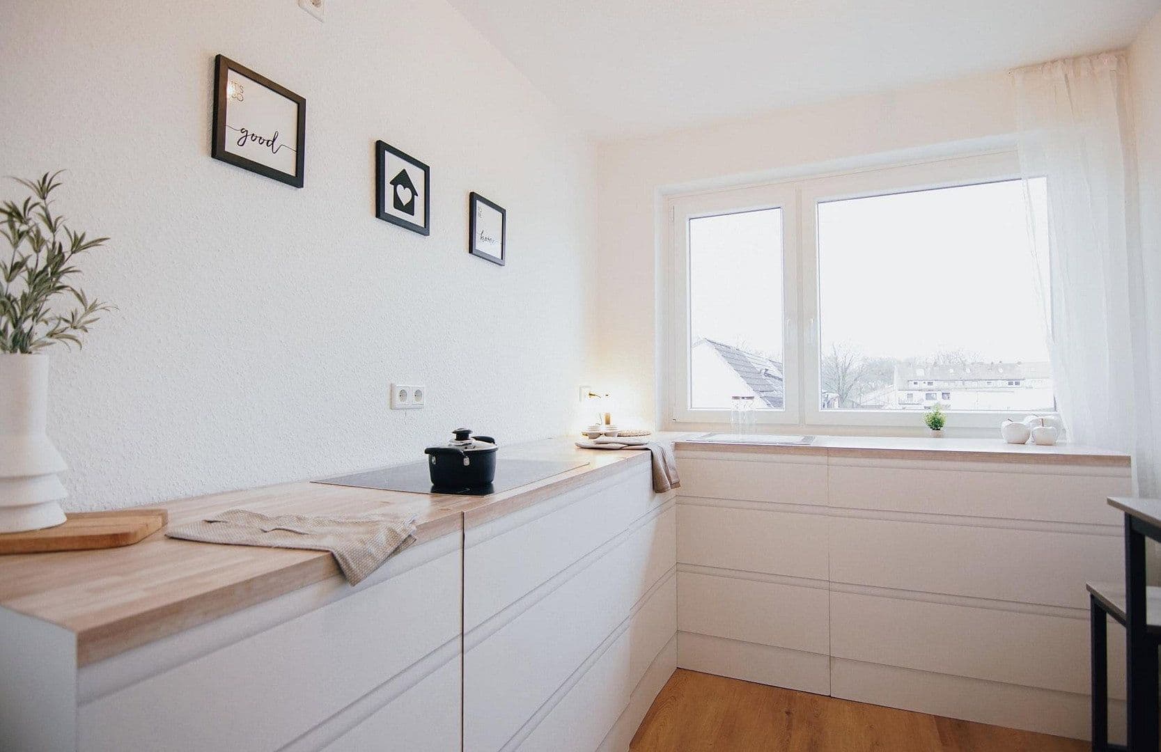 Prodej bytu 3+1 80 m², Bremen, Bremen Prodej bytu 3+1 80 m², Bremen, Bremen