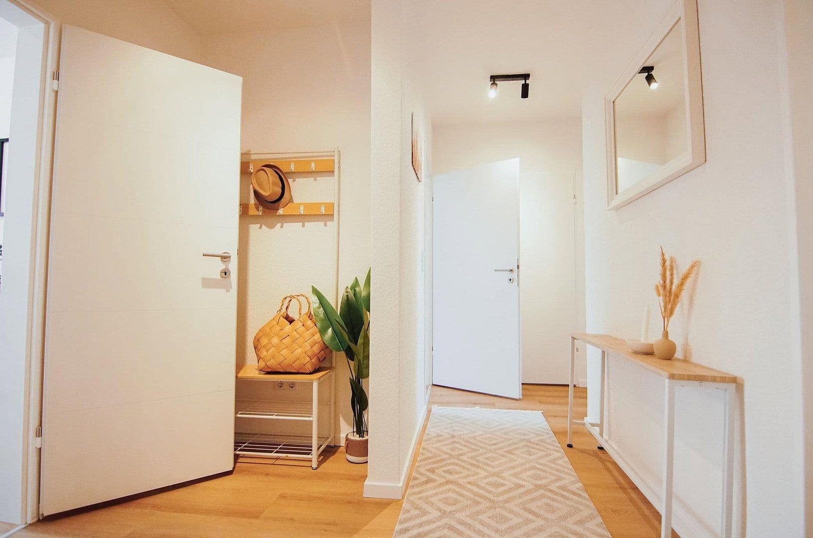 Prodej bytu 3+1 80 m², Bremen, Bremen Prodej bytu 3+1 80 m², Bremen, Bremen