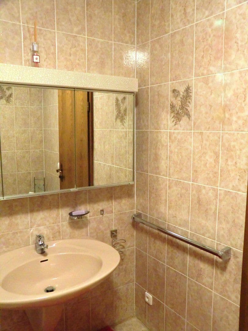 Pronájem bytu 2+1 72 m², Donaustrasse 20, Kelheim, Bavorsko Pronájem bytu 2+1 72 m², Donaustrasse 20, Kelheim, Bavorsko