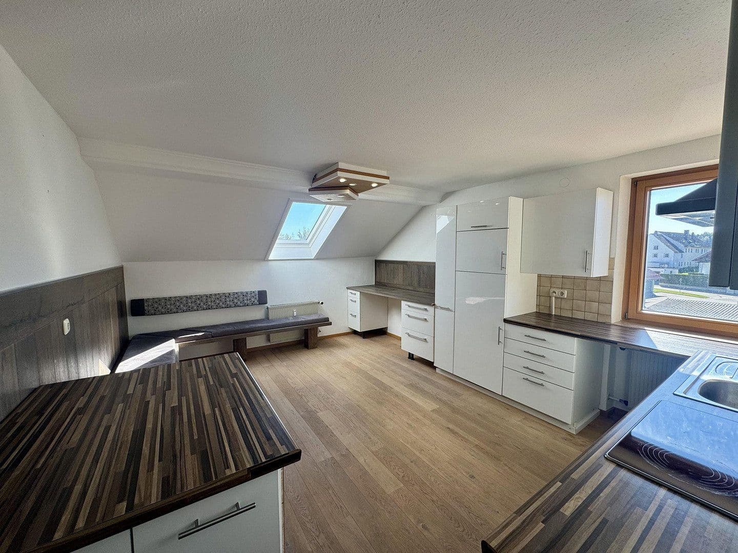 Pronájem bytu 3+kk 85 m², Demelerweg 10, Bad Wörishofen, Bavorsko Pronájem bytu 3+kk 85 m², Demelerweg 10, Bad Wörishofen, Bavorsko