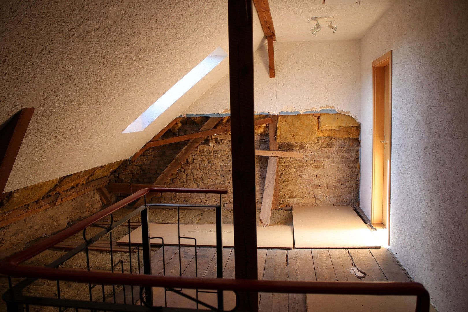Prodej domu 210 m², pozemek 5.594 m², Klosterwalder Dorfstraße 40, Templin, Braniborsko Prodej domu 210 m², pozemek 5.594 m², Klosterwalder Dorfstraße 40, Templin, Braniborsko