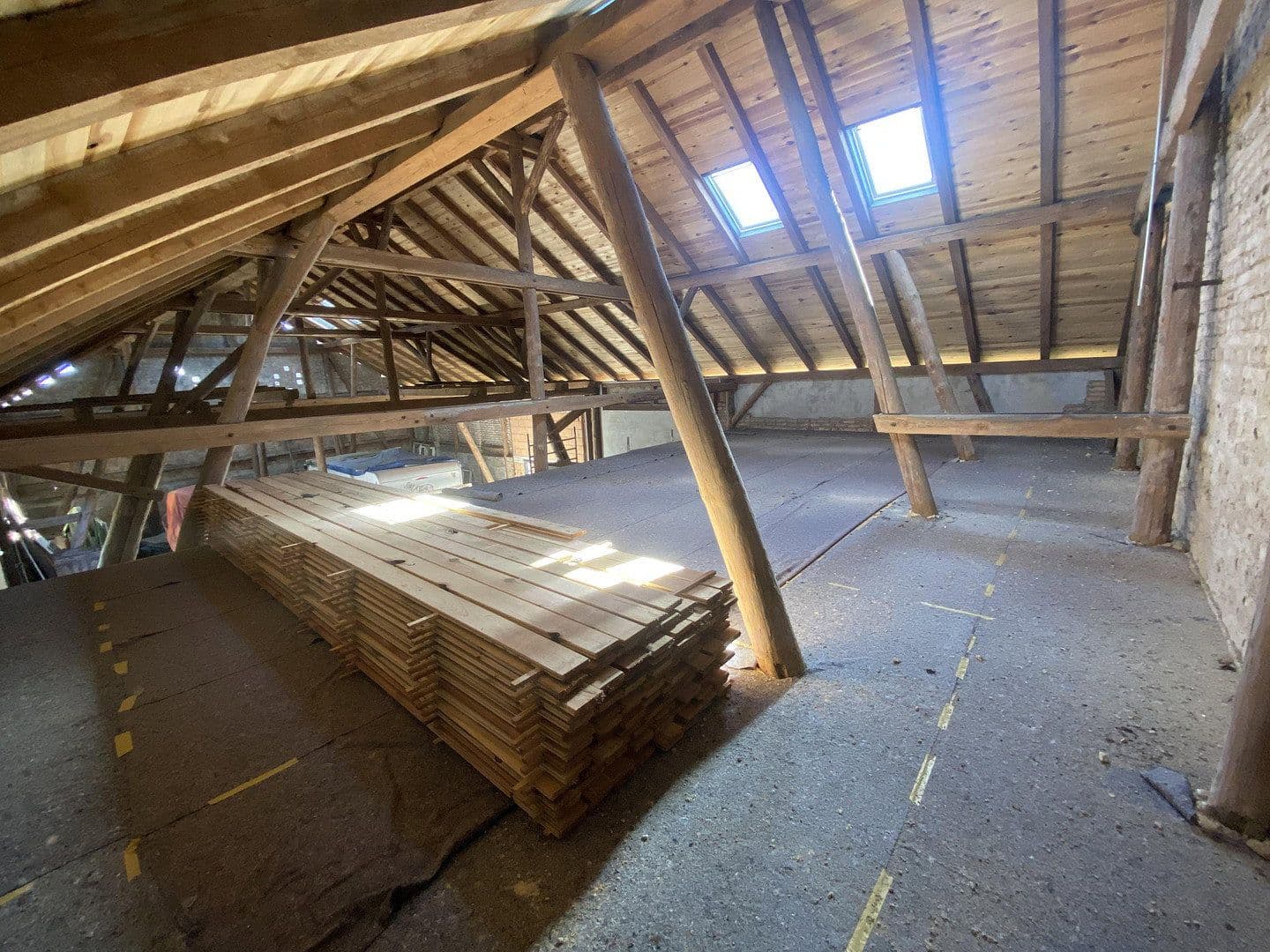 Prodej domu 210 m², pozemek 5.594 m², Klosterwalder Dorfstraße 40, Templin, Braniborsko Prodej domu 210 m², pozemek 5.594 m², Klosterwalder Dorfstraße 40, Templin, Braniborsko