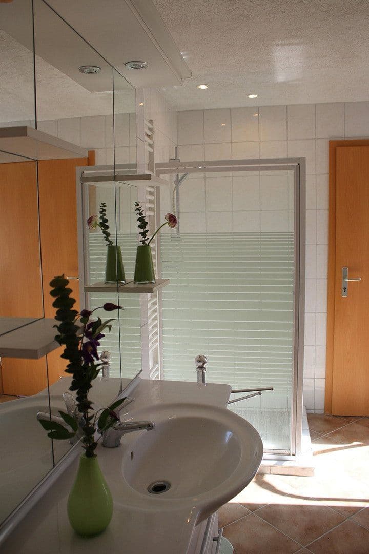 Prodej domu 210 m², pozemek 5.594 m², Klosterwalder Dorfstraße 40, Templin, Braniborsko Prodej domu 210 m², pozemek 5.594 m², Klosterwalder Dorfstraße 40, Templin, Braniborsko