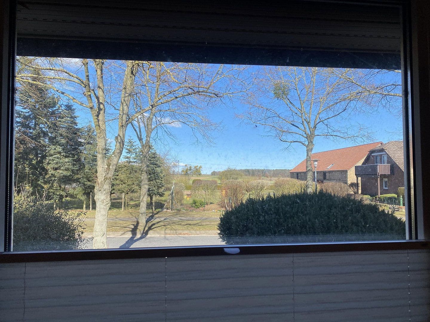 Prodej domu 210 m², pozemek 5.594 m², Klosterwalder Dorfstraße 40, Templin, Braniborsko Prodej domu 210 m², pozemek 5.594 m², Klosterwalder Dorfstraße 40, Templin, Braniborsko