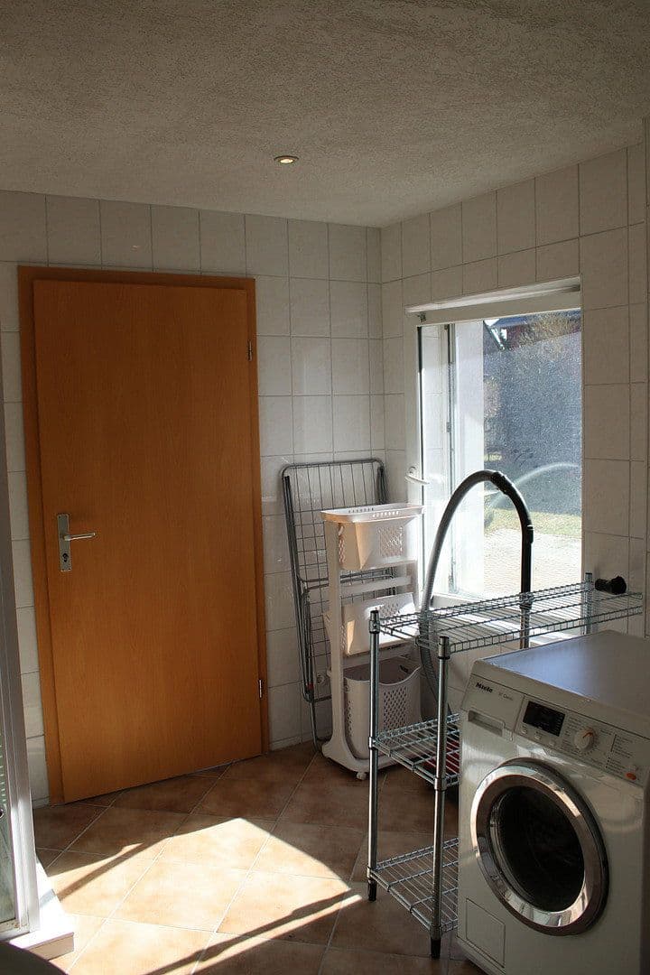 Prodej domu 210 m², pozemek 5.594 m², Klosterwalder Dorfstraße 40, Templin, Braniborsko Prodej domu 210 m², pozemek 5.594 m², Klosterwalder Dorfstraße 40, Templin, Braniborsko
