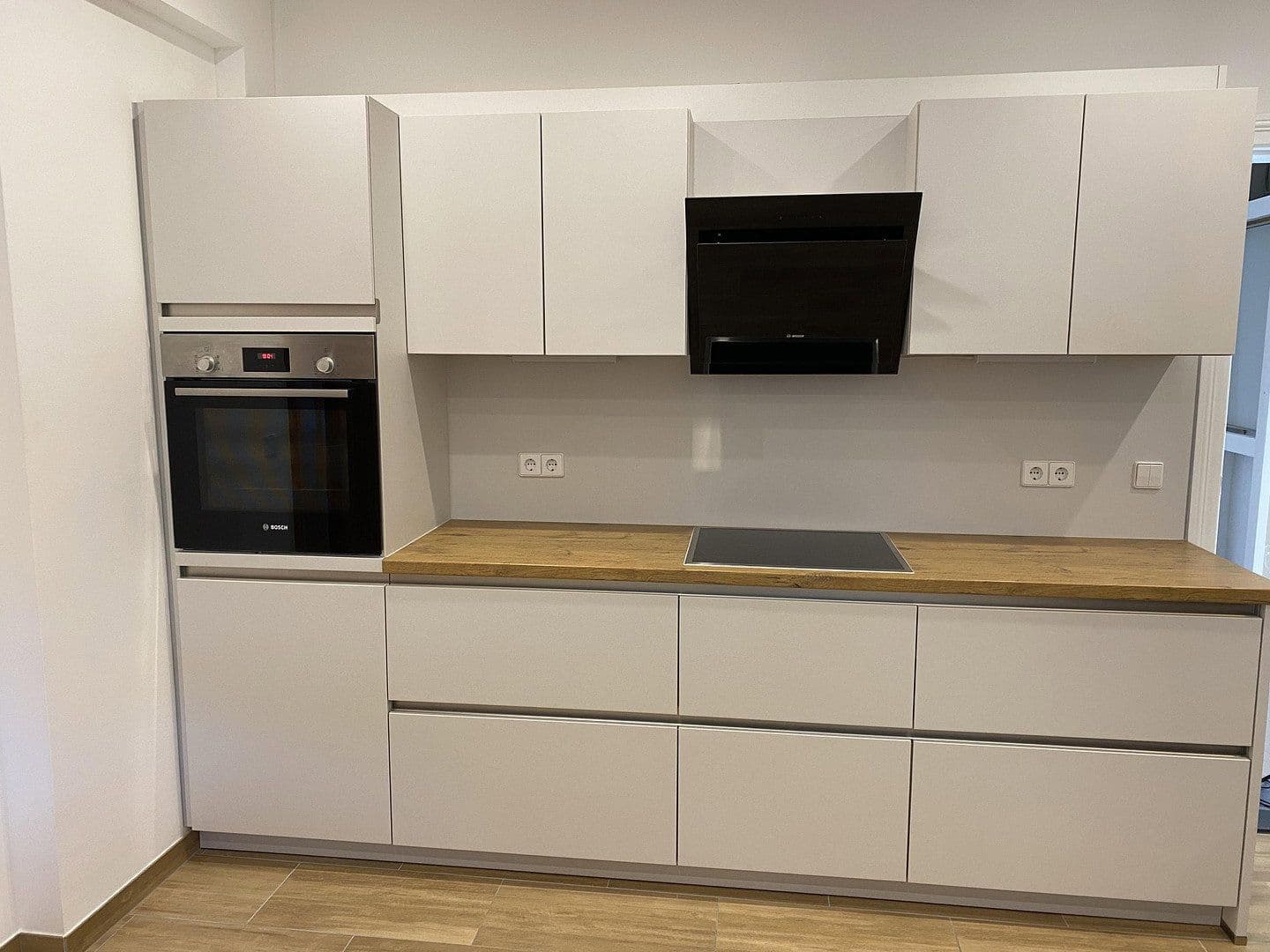 Prodej domu 210 m², pozemek 5.594 m², Klosterwalder Dorfstraße 40, Templin, Braniborsko Prodej domu 210 m², pozemek 5.594 m², Klosterwalder Dorfstraße 40, Templin, Braniborsko