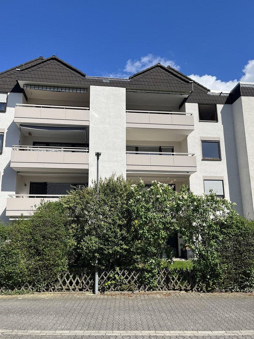 Prodej bytu 3+1 94 m², Heusenstamm, Hessen Prodej bytu 3+1 94 m², Heusenstamm, Hessen