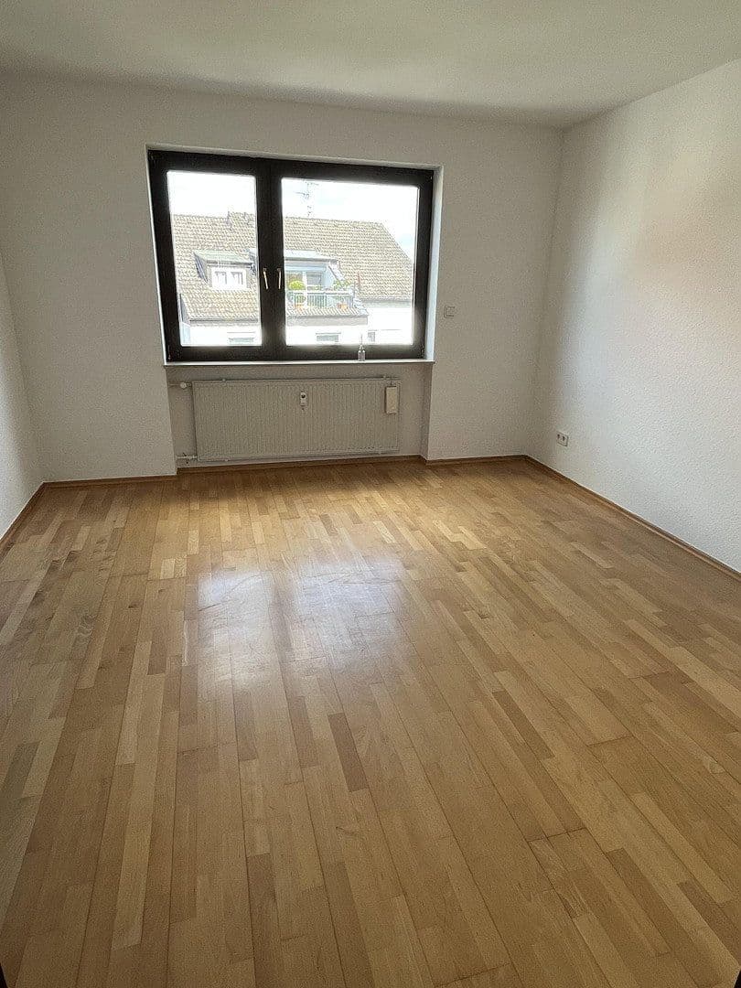 Prodej bytu 3+1 94 m², Heusenstamm, Hessen Prodej bytu 3+1 94 m², Heusenstamm, Hessen