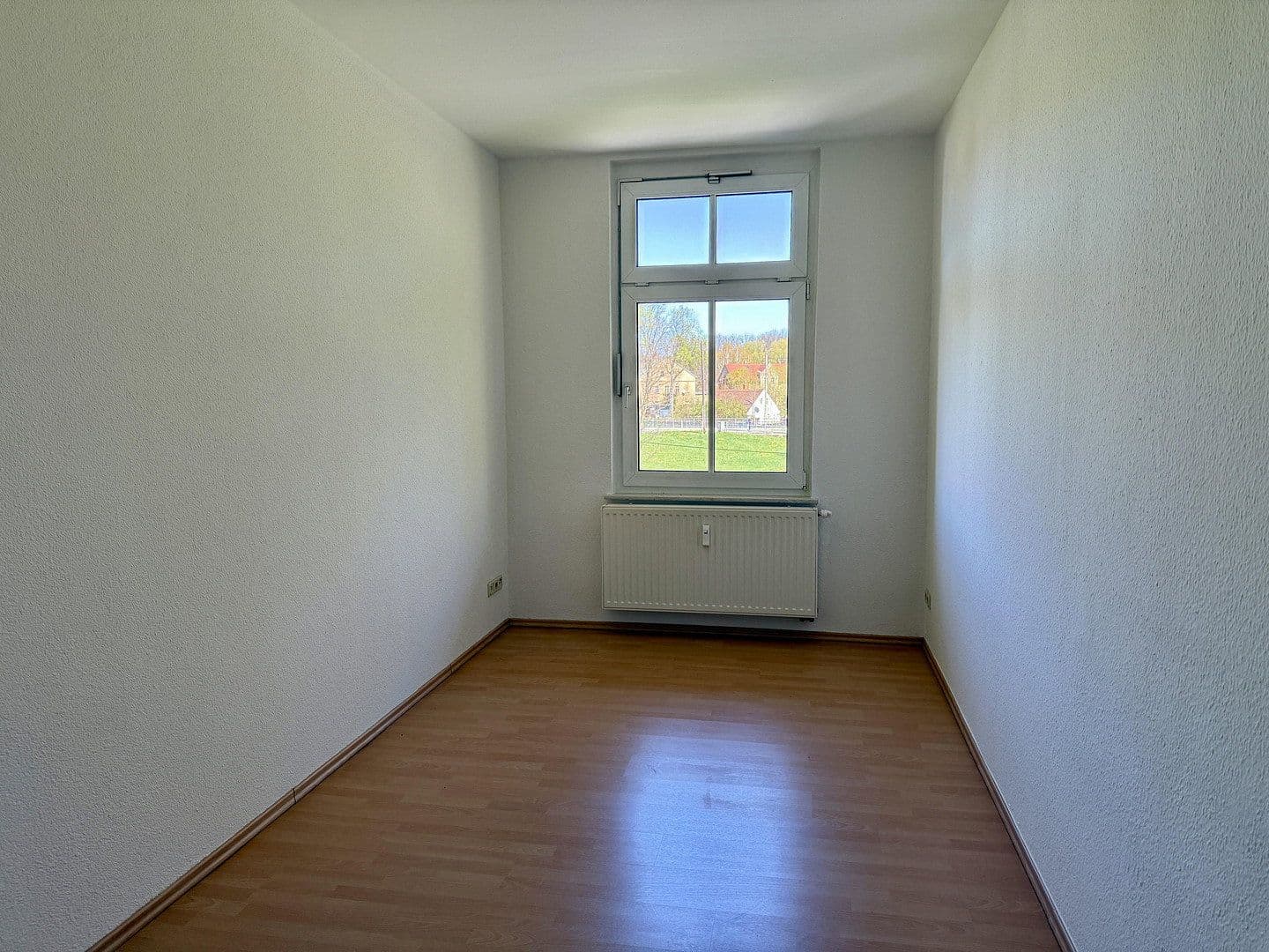 Pronájem bytu 4+1 115 m², Schirgiswalde-Kirschau, Sasko Pronájem bytu 4+1 115 m², Schirgiswalde-Kirschau, Sasko