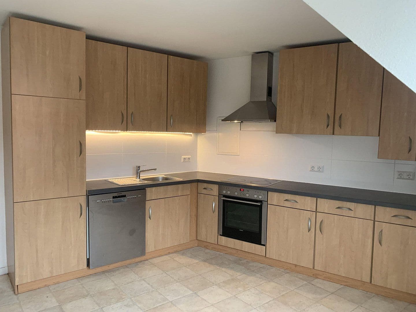 Prodej domu 417 m², pozemek 1.200 m², Hauptstr. 16, Altenmedingen, Dolní Sasko Prodej domu 417 m², pozemek 1.200 m², Hauptstr. 16, Altenmedingen, Dolní Sasko
